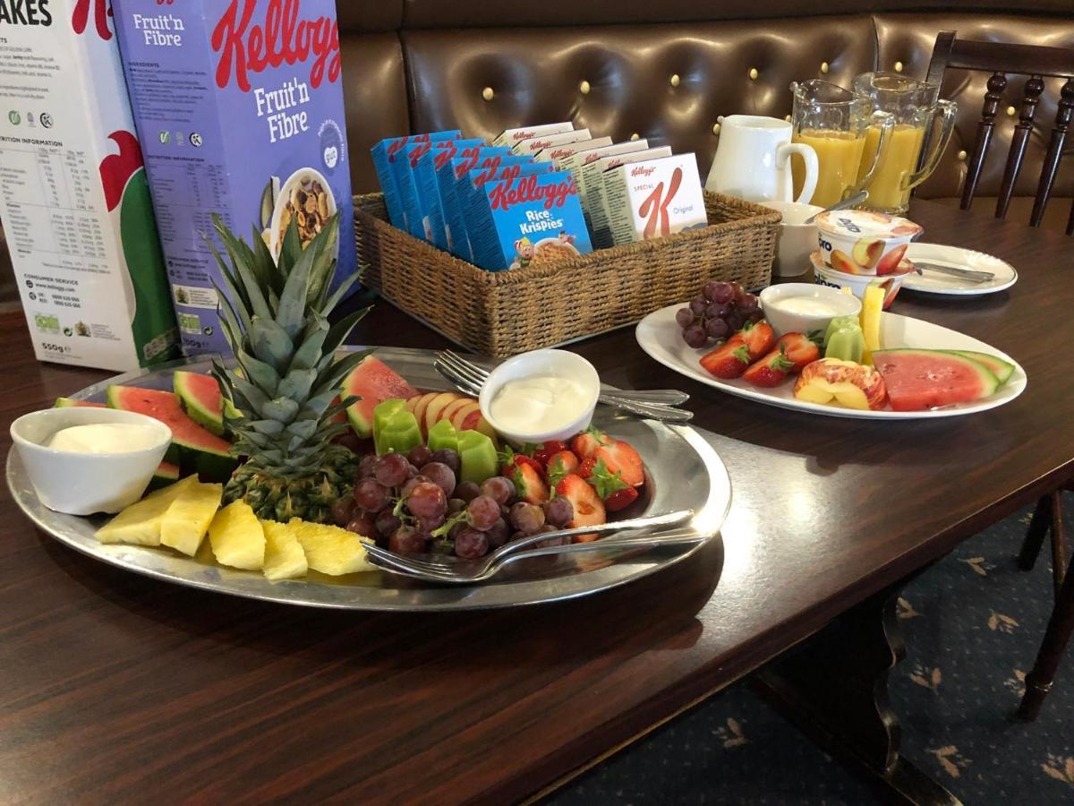 The Aberdeen Arms Hotel Tarves Dış mekan fotoğraf